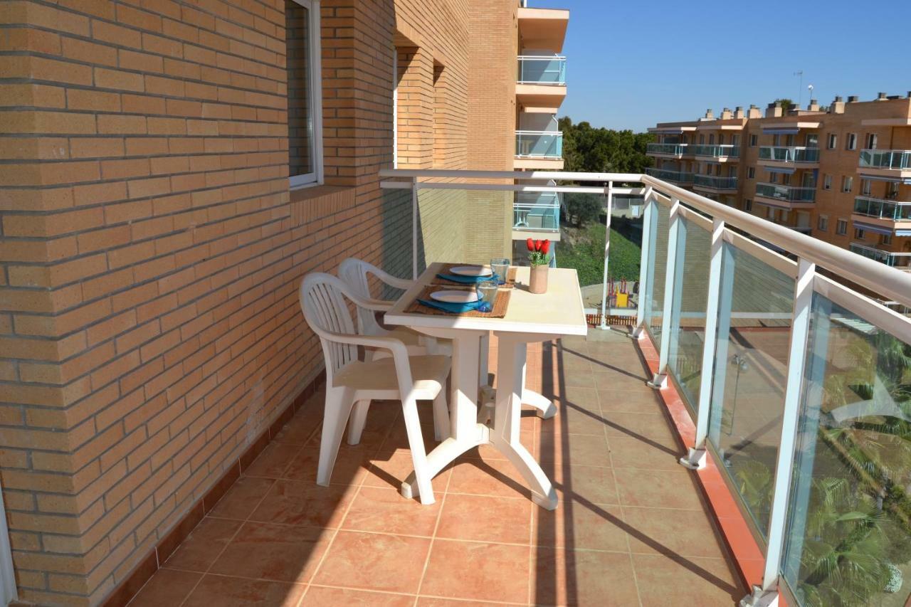 Lovely Familiar Apartment With Pool In Cap Salou Eksteriør billede