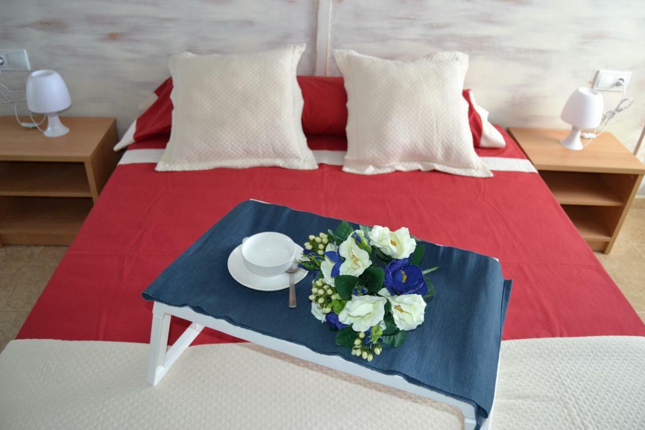 Lovely Familiar Apartment With Pool In Cap Salou Eksteriør billede