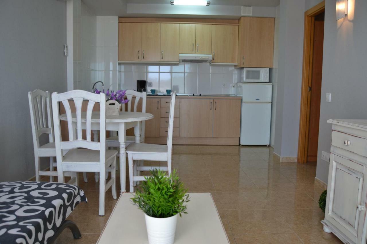 Lovely Familiar Apartment With Pool In Cap Salou Eksteriør billede
