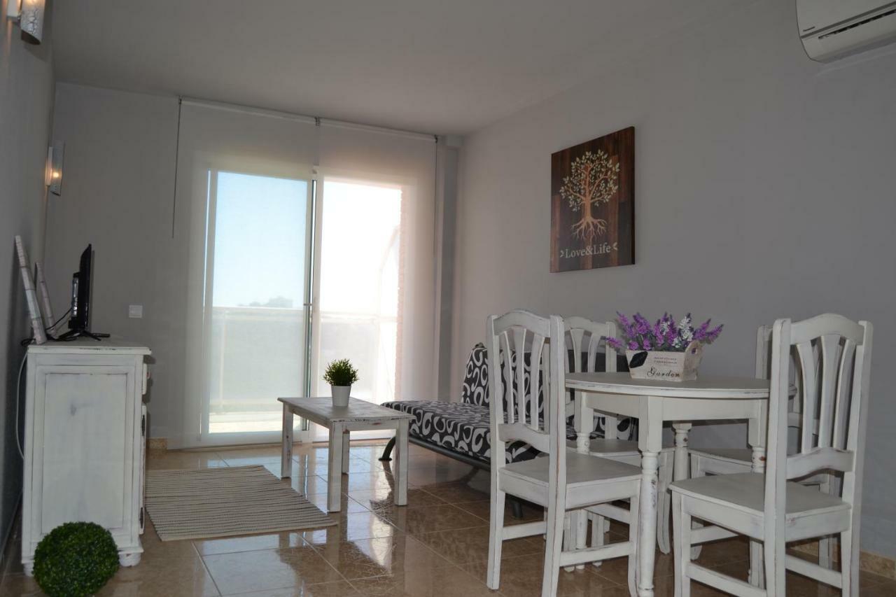 Lovely Familiar Apartment With Pool In Cap Salou Eksteriør billede